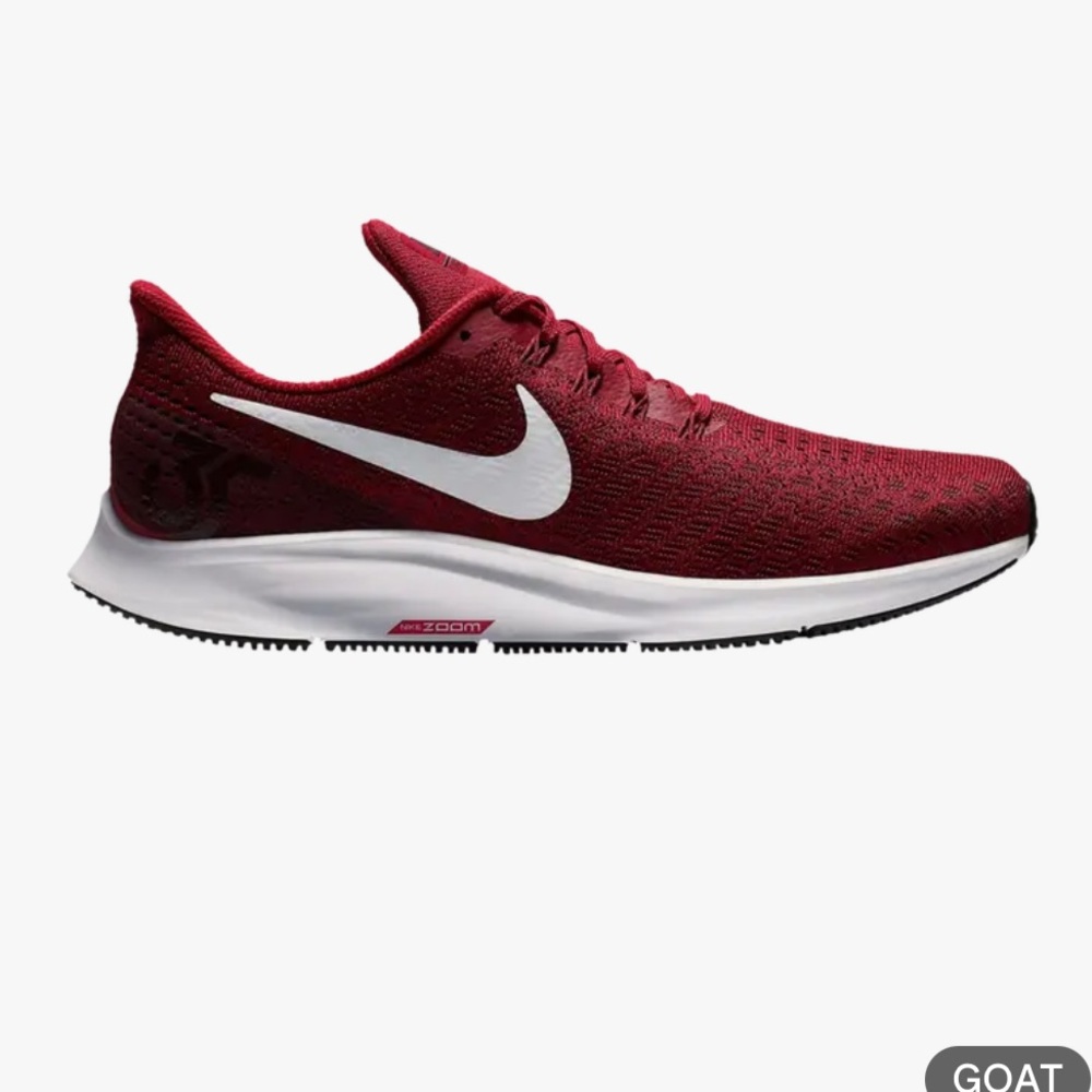 New! Maroon Nike Pegasus 35. Women’s size 5.5 Make an offer♥️